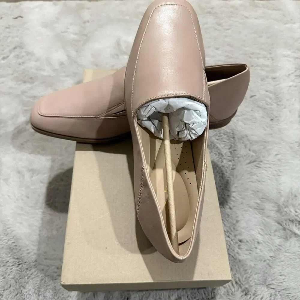 NIB CLARKS Sarafyna Freva Leather Flat Women US Size‎ 11 M Praline Career Office